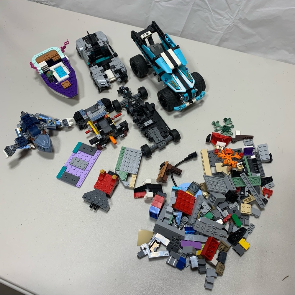 Ramdom Lego sets/pieces- 819grams or 28.5oz